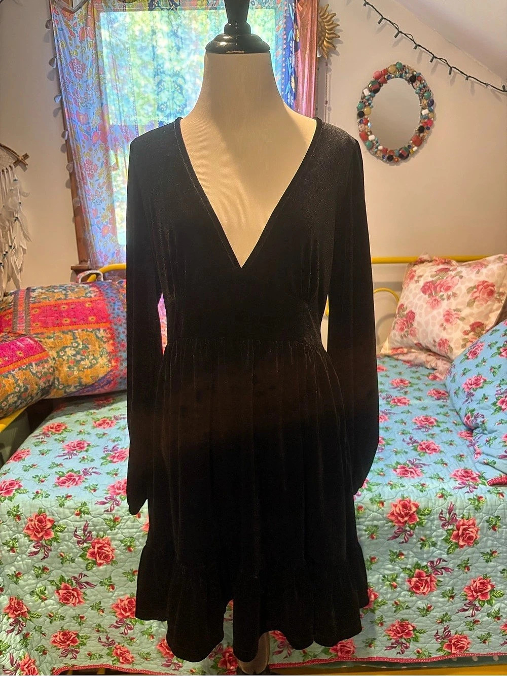 Halara Black Velvet Long Sleeve Mini Dress Like New